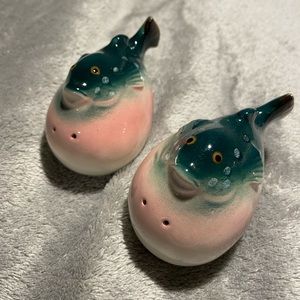 Vintage Puffer Fish Salt and Pepper Shakers